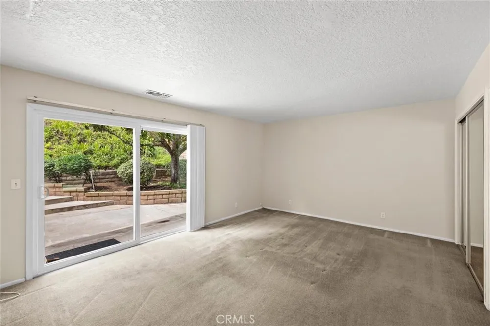 809 Puma Canyon Glendora, CA 91740