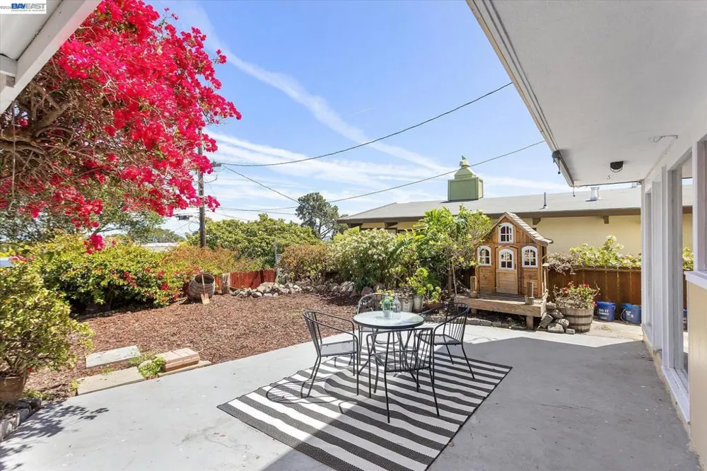 406 Hawthorne Ave San Bruno, CA 94066