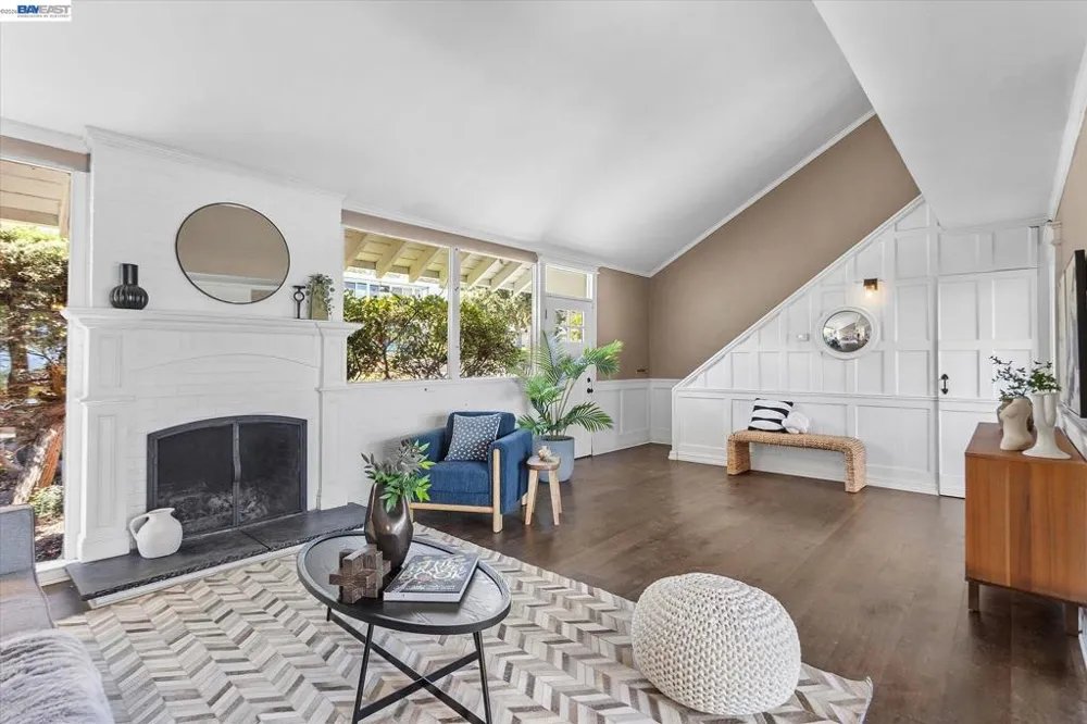 406 Hawthorne Ave San Bruno, CA 94066
