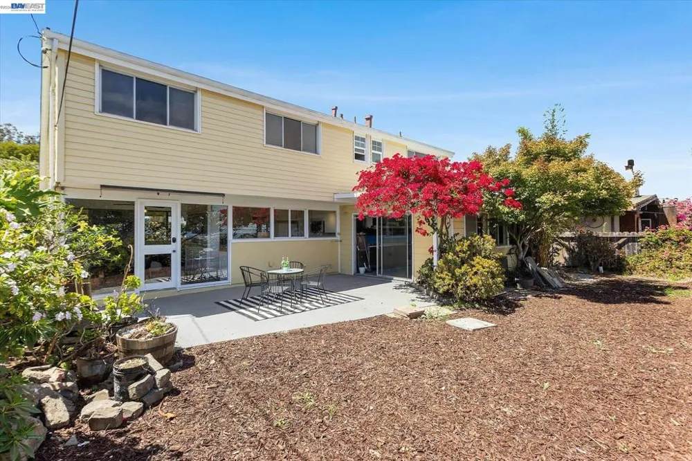 406 Hawthorne Ave San Bruno, CA 94066