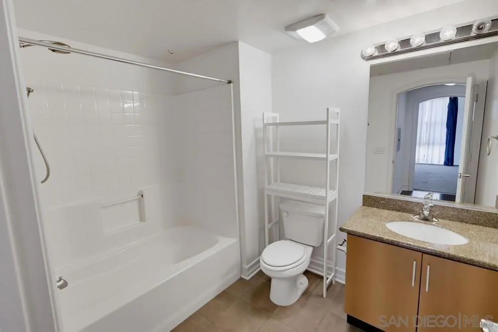 550 Park #2603 San Diego, CA 92101