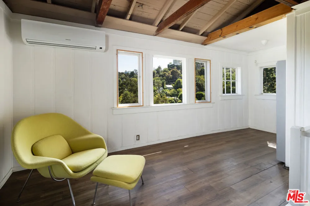 1856 Jewett Drive Los Angeles, CA 90046