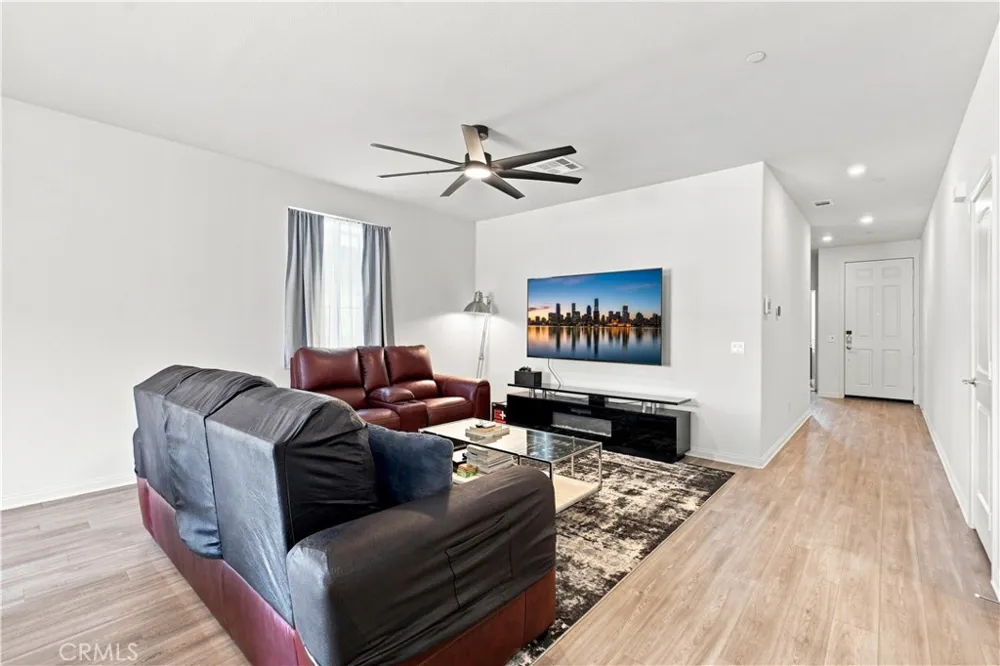 1744 Plume San Jacinto, CA 92583