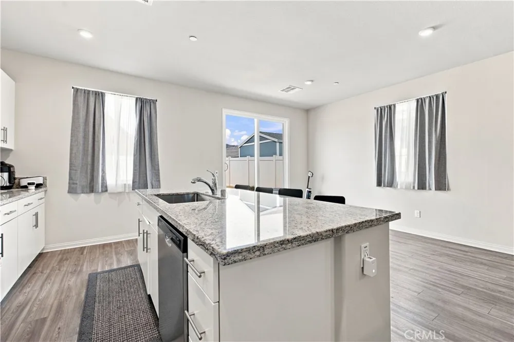 1744 Plume San Jacinto, CA 92583