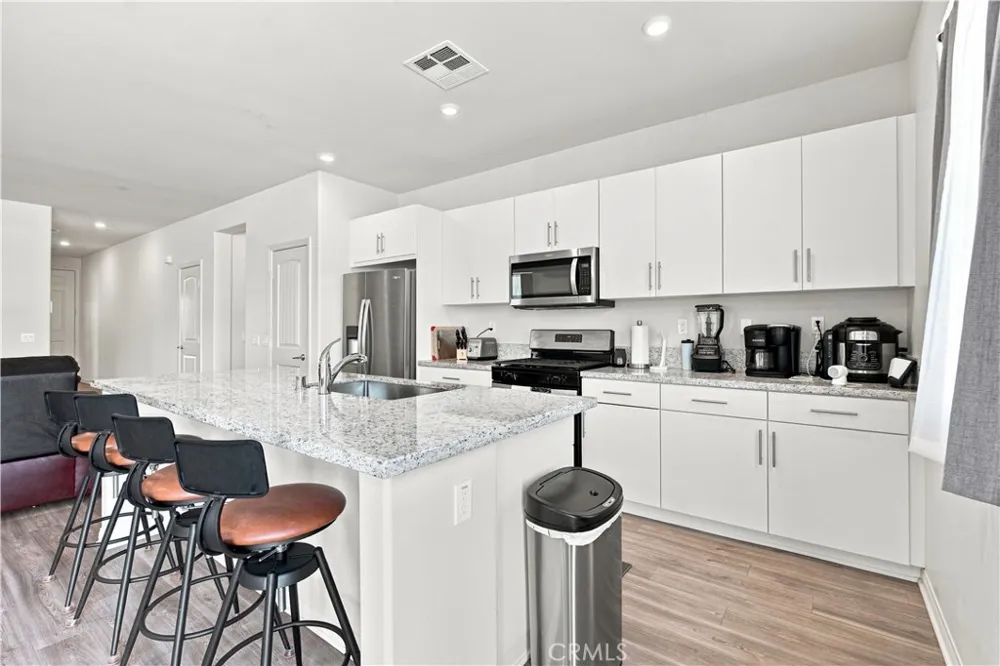 1744 Plume San Jacinto, CA 92583