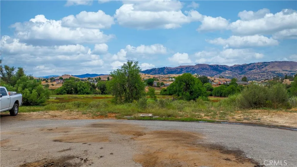 22470 Fontana Street Tehachapi, CA 93561
