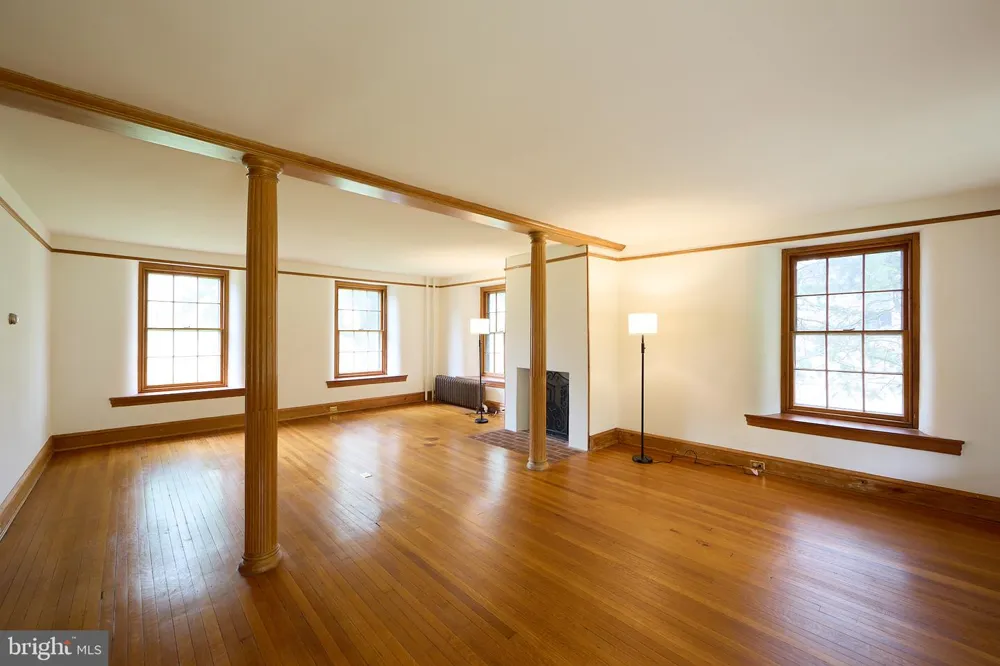 525 RASPBERRY LANE West Chester, PA 19382