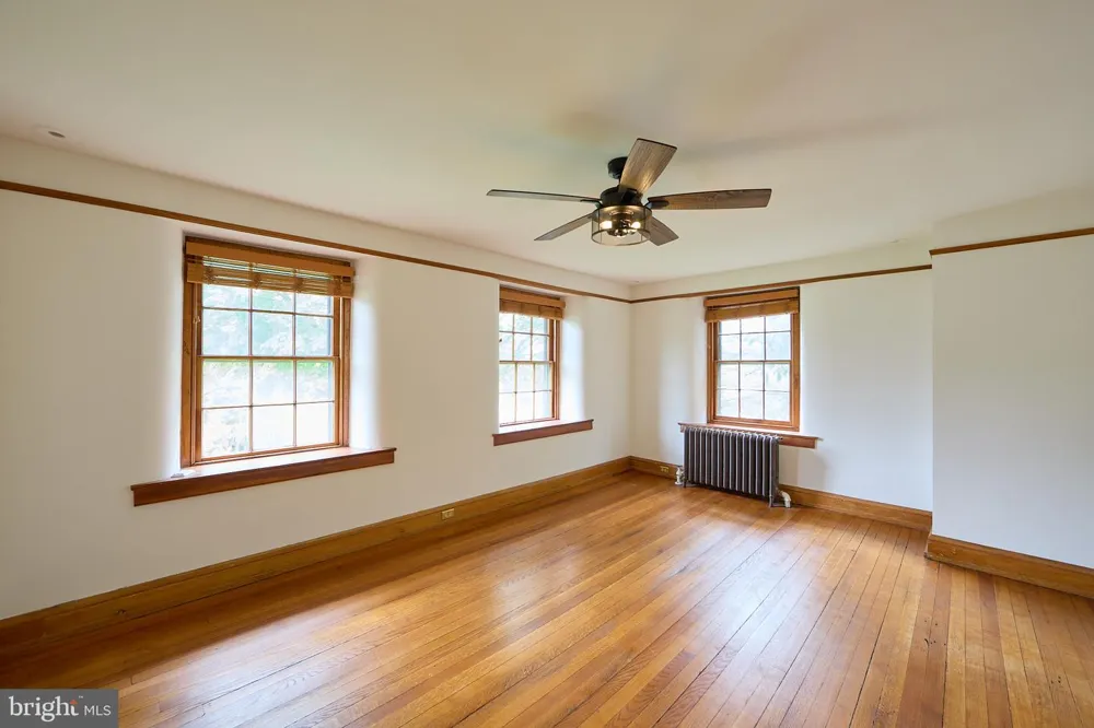 525 RASPBERRY LANE West Chester, PA 19382
