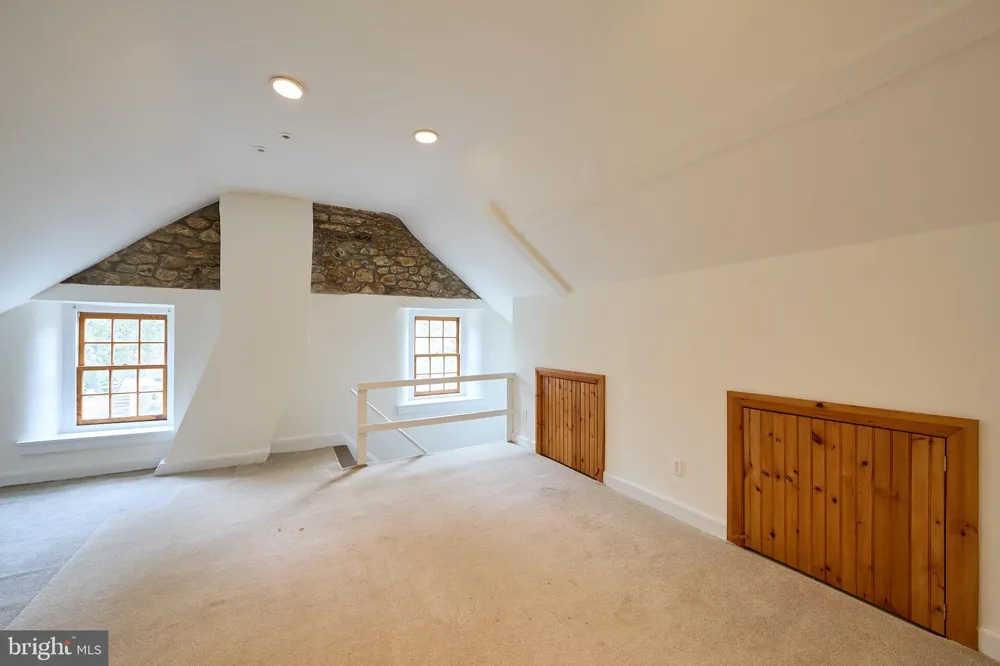 525 RASPBERRY LANE West Chester, PA 19382