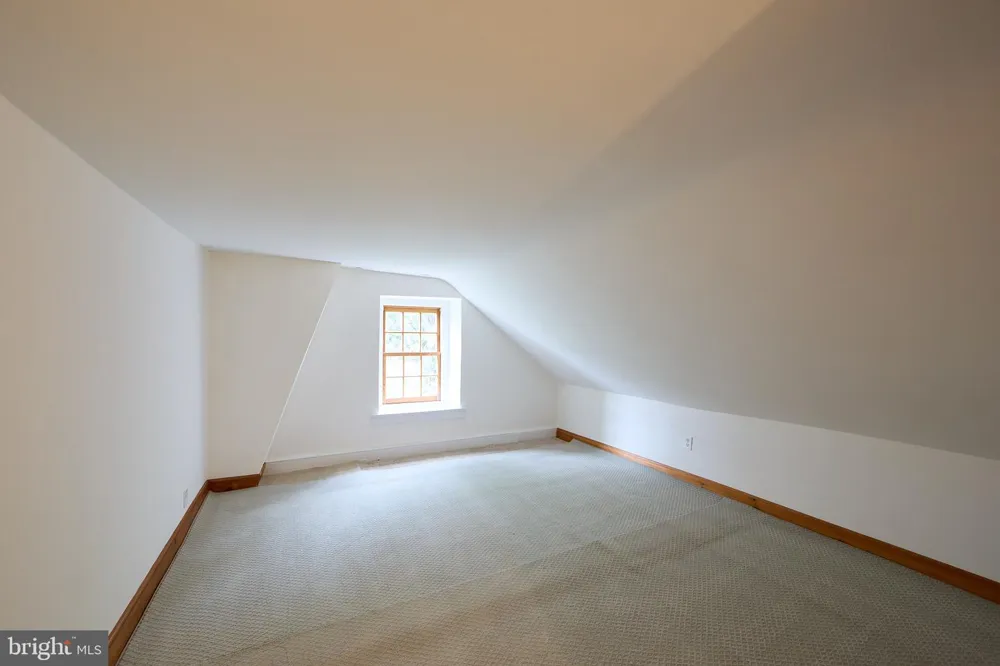525 RASPBERRY LANE West Chester, PA 19382