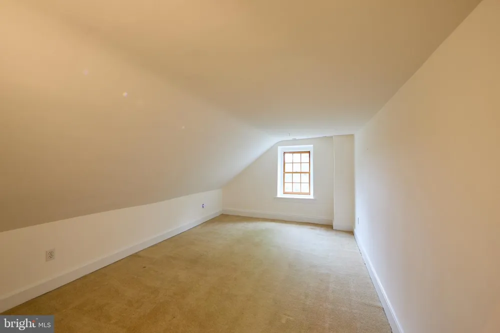 525 RASPBERRY LANE West Chester, PA 19382