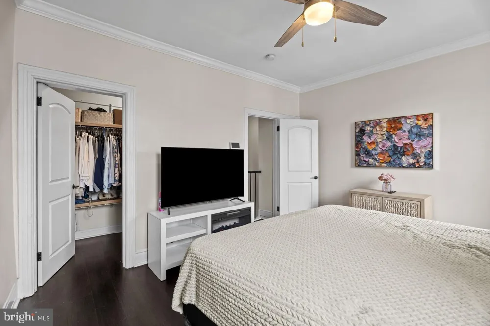 842 28TH STREET Philadelphia, PA 19130