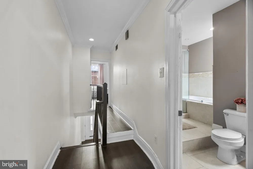 842 28TH STREET Philadelphia, PA 19130