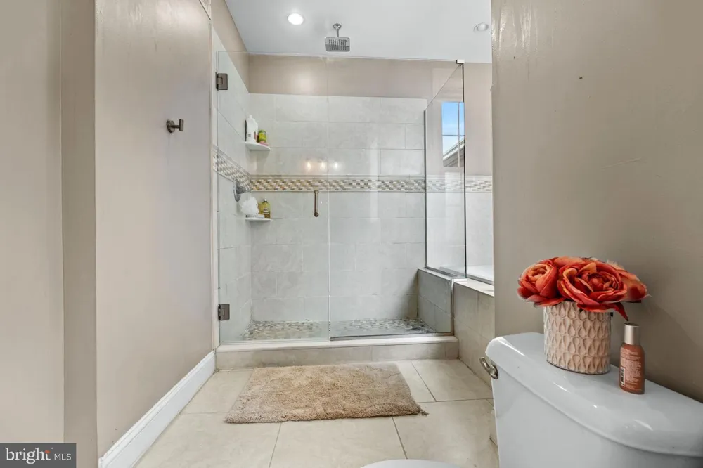 842 28TH STREET Philadelphia, PA 19130