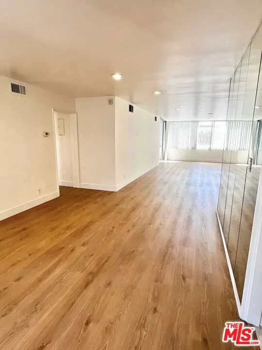 9221 Charleville Boulevard #B Beverly Hills, CA 90212