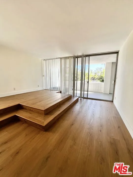 9221 Charleville Boulevard #B Beverly Hills, CA 90212