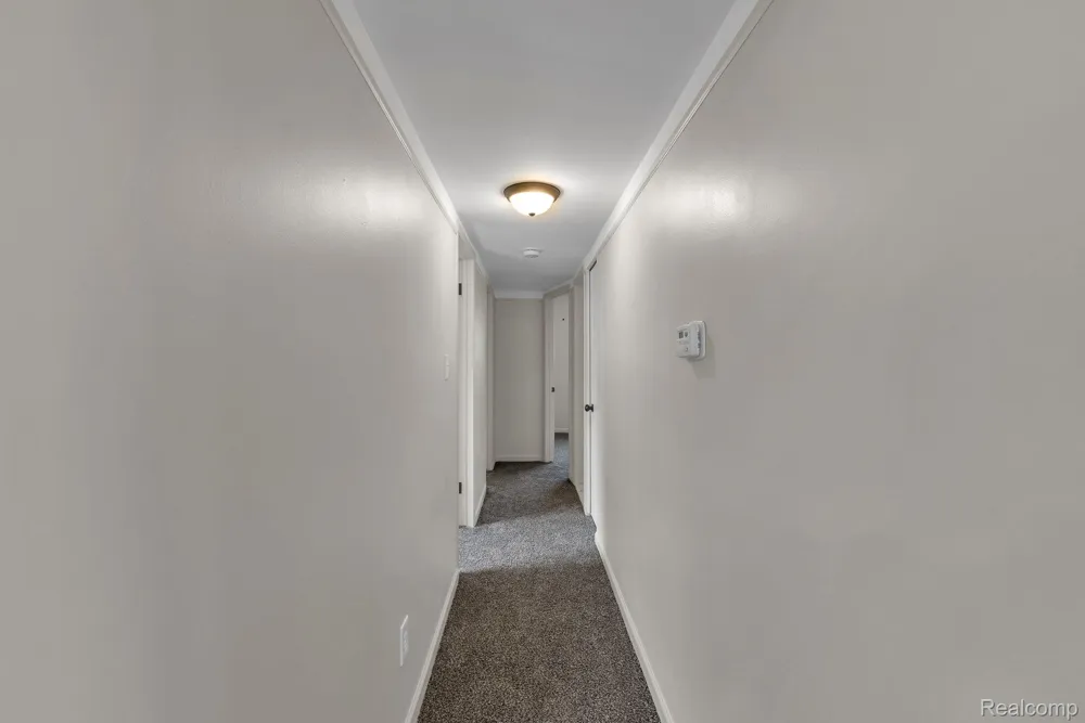1433 Reo Avenue Lincoln Park City, MI 48146