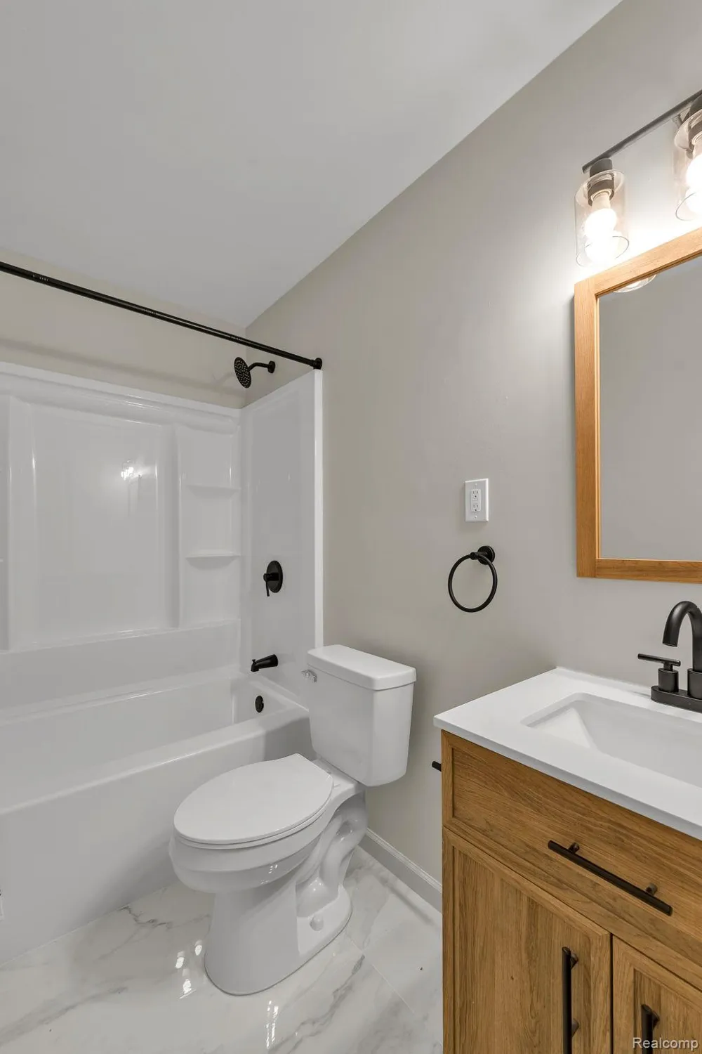 1433 Reo Avenue Lincoln Park City, MI 48146