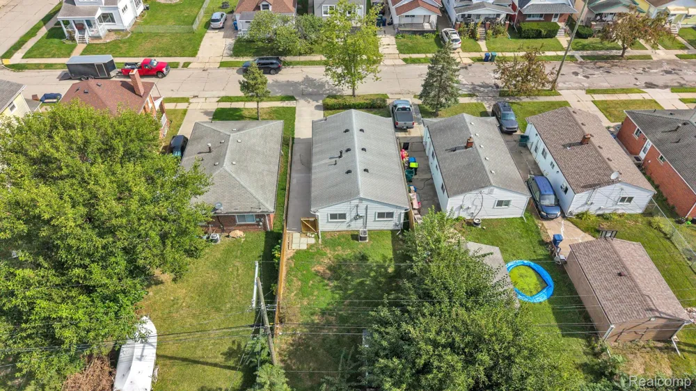 1433 Reo Avenue Lincoln Park City, MI 48146