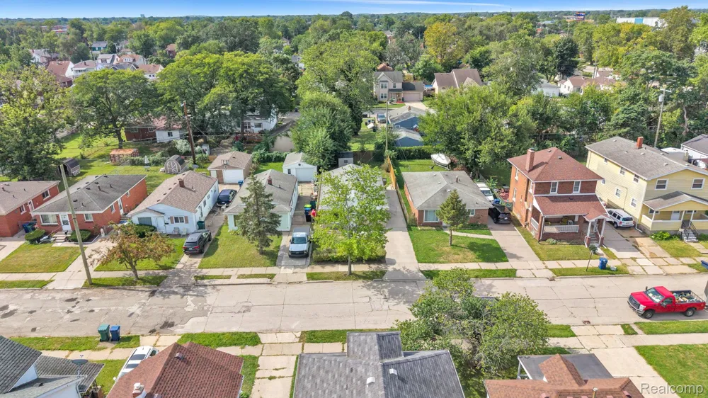 1433 Reo Avenue Lincoln Park City, MI 48146