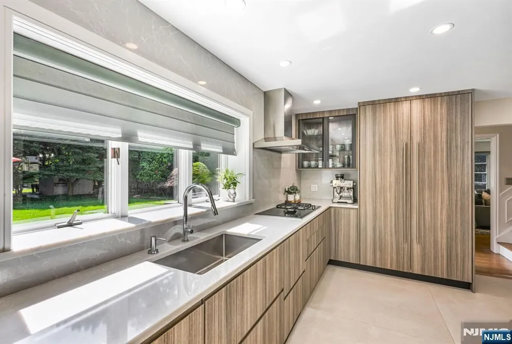 424 Braeburn Road Ho-Ho-Kus, NJ 07423