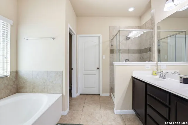 8114 Limerick Fls San Antonio, TX 78253