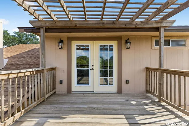 2127 Oak Bnd San Antonio, TX 78259