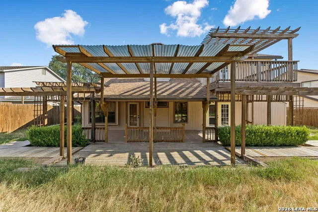 2127 Oak Bnd San Antonio, TX 78259
