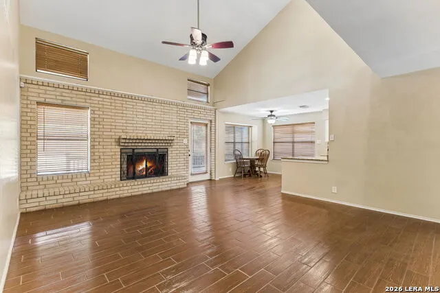 2127 Oak Bnd San Antonio, TX 78259