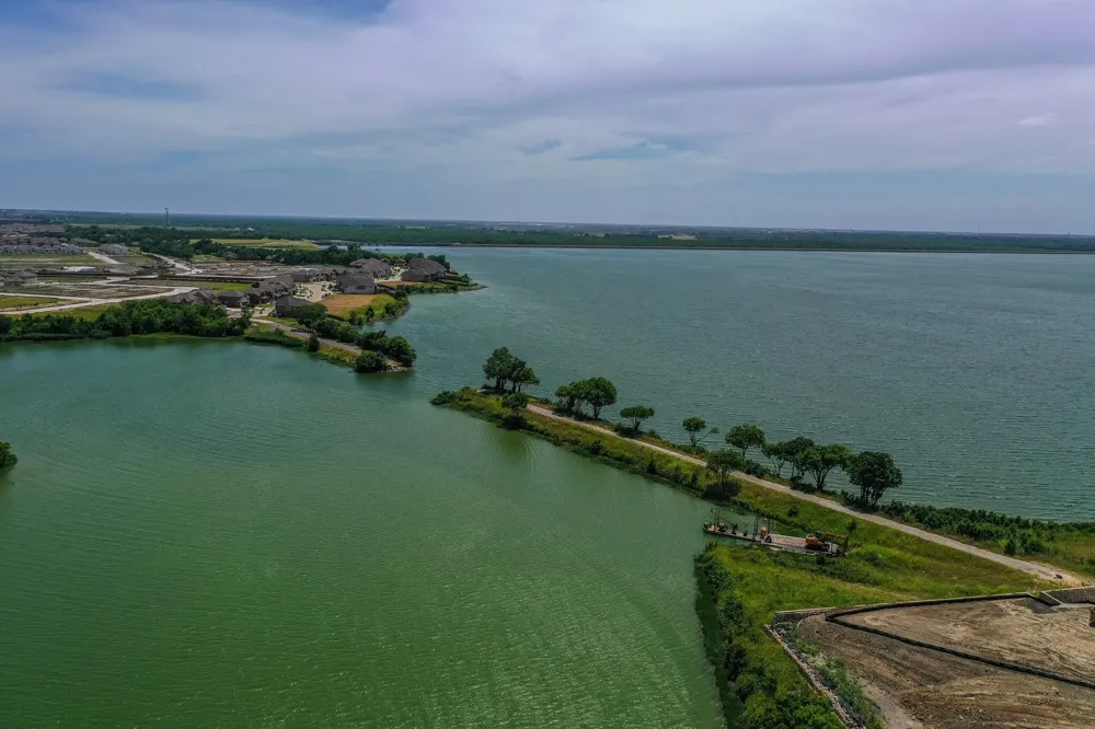 2427 Debracie Court Heath, TX 75126
