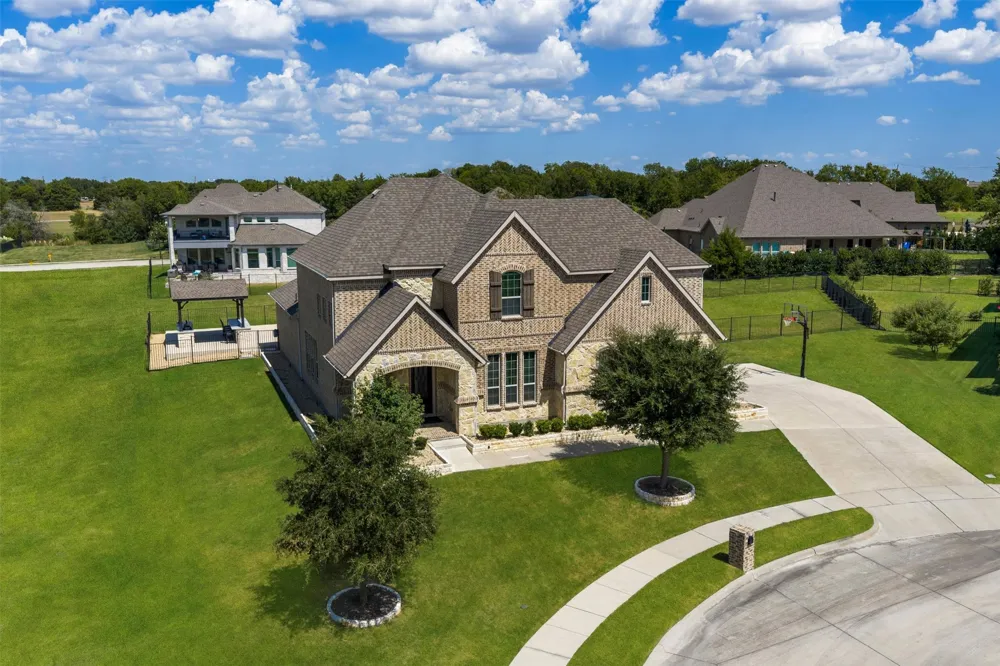 2427 Debracie Court Heath, TX 75126
