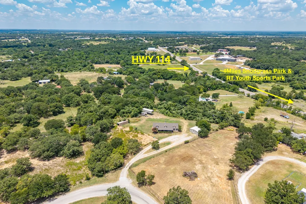 206 County Road 4593 Boyd, TX 76023