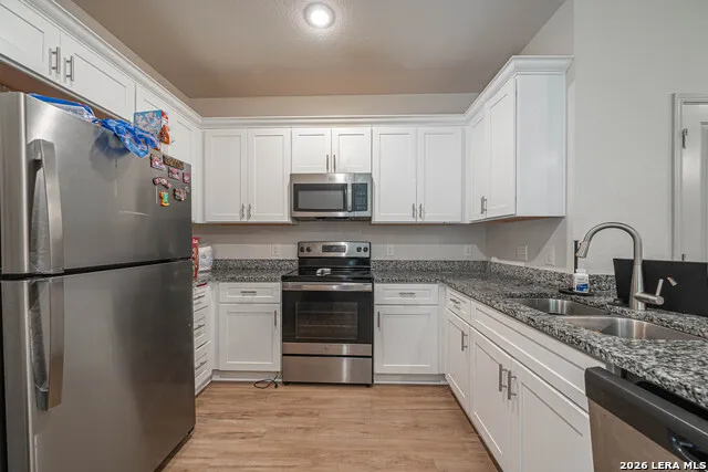 7616 MAGNOLIA VLG San Antonio, TX 78252