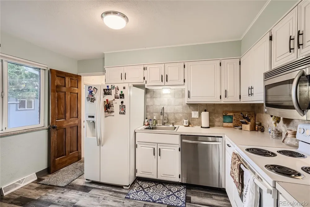 810 E 85th Avenue Denver, CO 80229