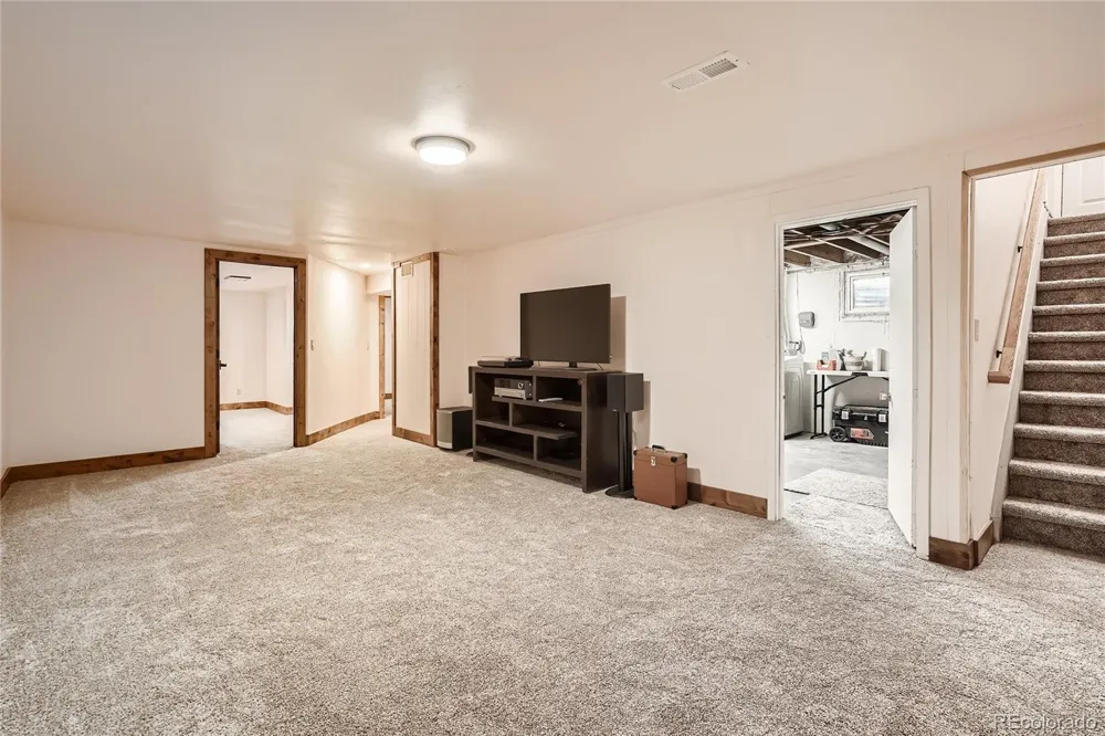 810 E 85th Avenue Denver, CO 80229