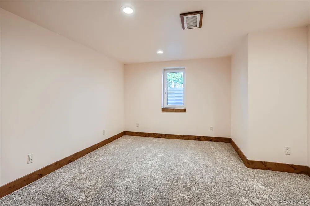 810 E 85th Avenue Denver, CO 80229