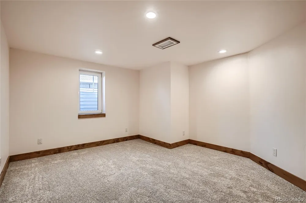 810 E 85th Avenue Denver, CO 80229
