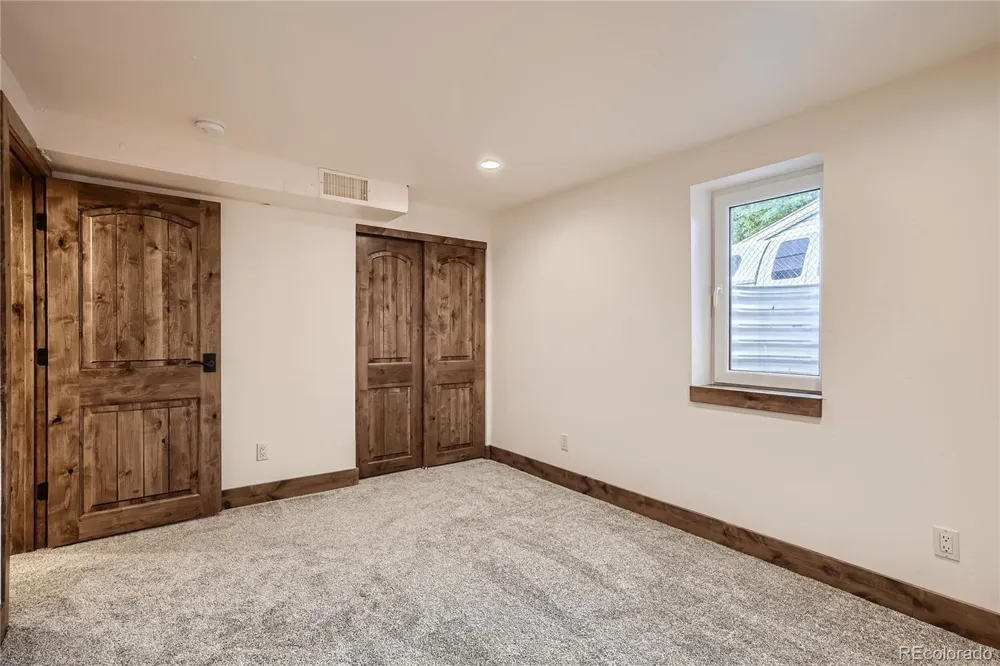 810 E 85th Avenue Denver, CO 80229
