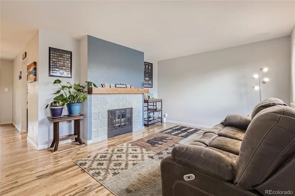 810 E 85th Avenue Denver, CO 80229