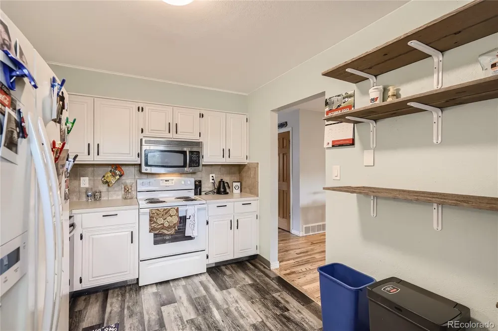 810 E 85th Avenue Denver, CO 80229