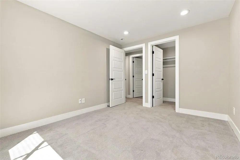 9730 E 61st Place Denver, CO 80238