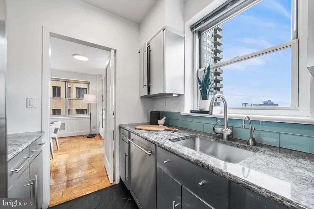 220 W RITTENHOUSE SQUARE #16C Philadelphia, PA 19103