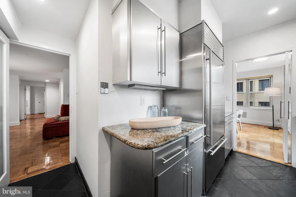 220 W RITTENHOUSE SQUARE #16C Philadelphia, PA 19103