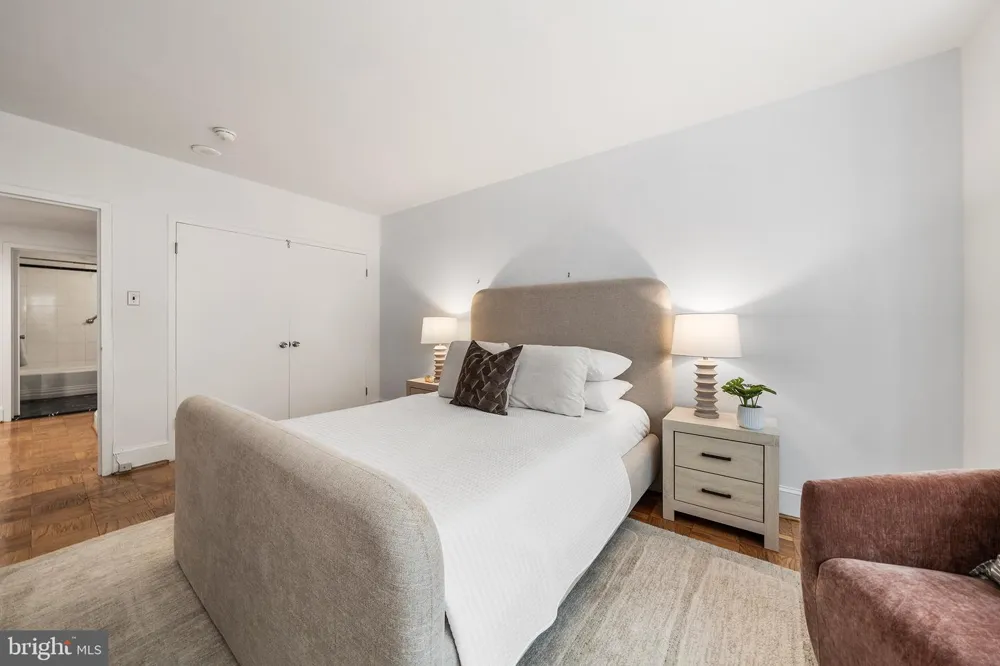 220 W RITTENHOUSE SQUARE #16C Philadelphia, PA 19103