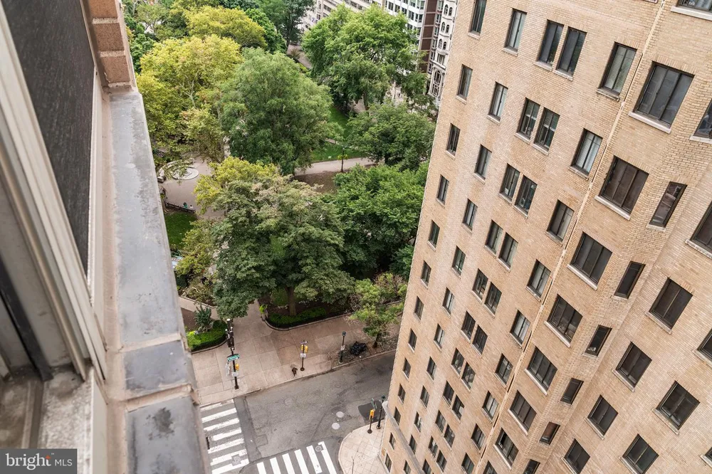 220 W RITTENHOUSE SQUARE #16C Philadelphia, PA 19103