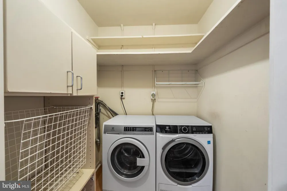 220 W RITTENHOUSE SQUARE #16C Philadelphia, PA 19103