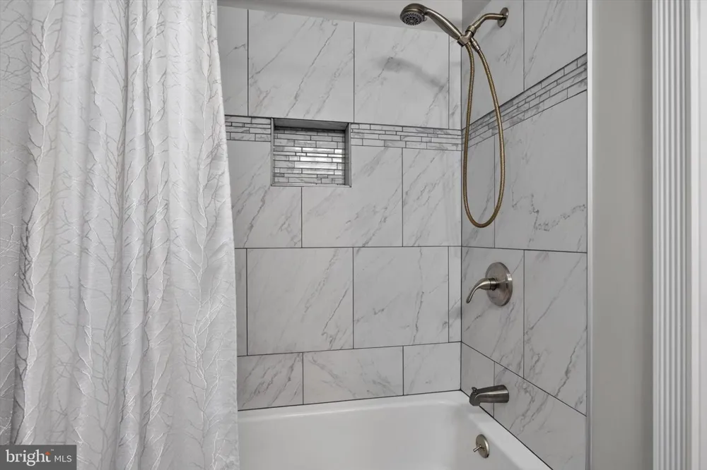 5580 MERCURY ROAD Harrisburg, PA 17109