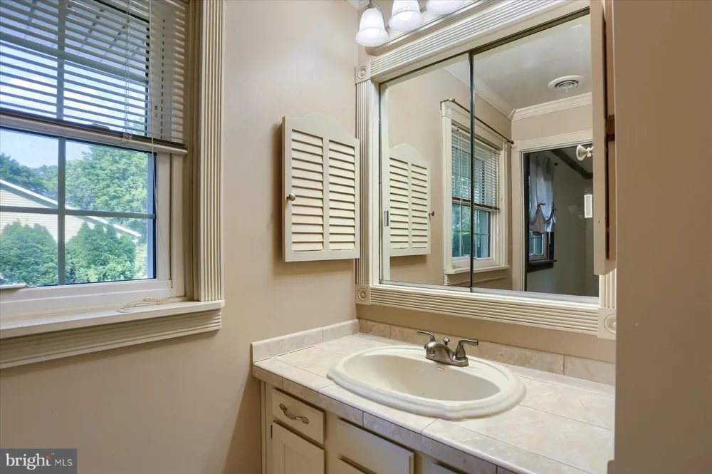 5580 MERCURY ROAD Harrisburg, PA 17109
