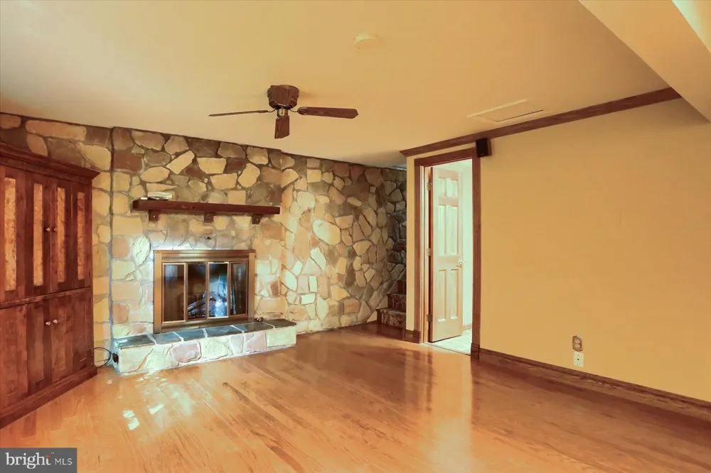 5580 MERCURY ROAD Harrisburg, PA 17109