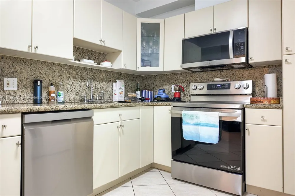 1950 S Ocean Dr #4A Hallandale Beach, FL 33009